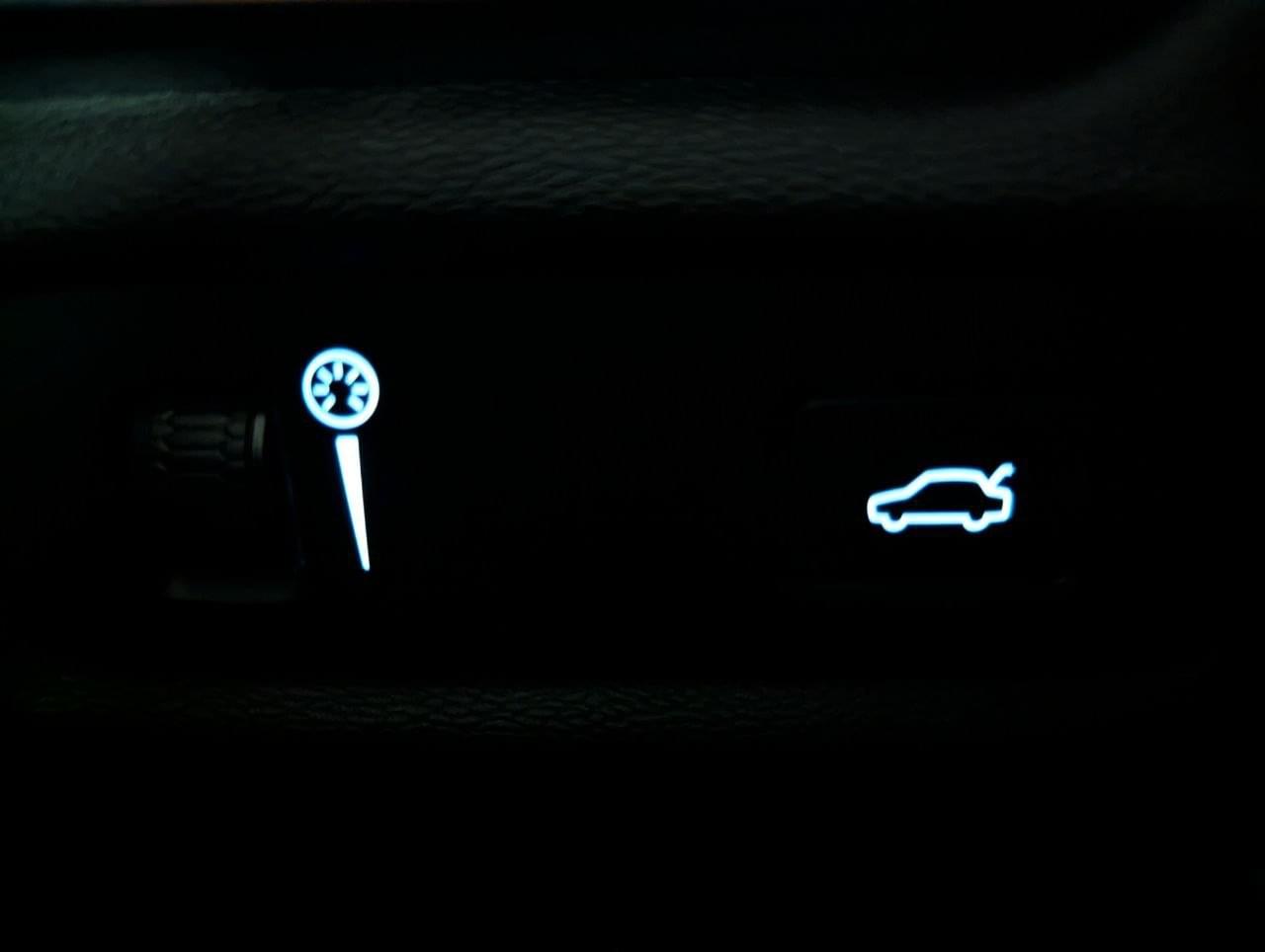 VOLVO V60 2.0 B4 (D) MOMENTUM PRO AUTO 41 