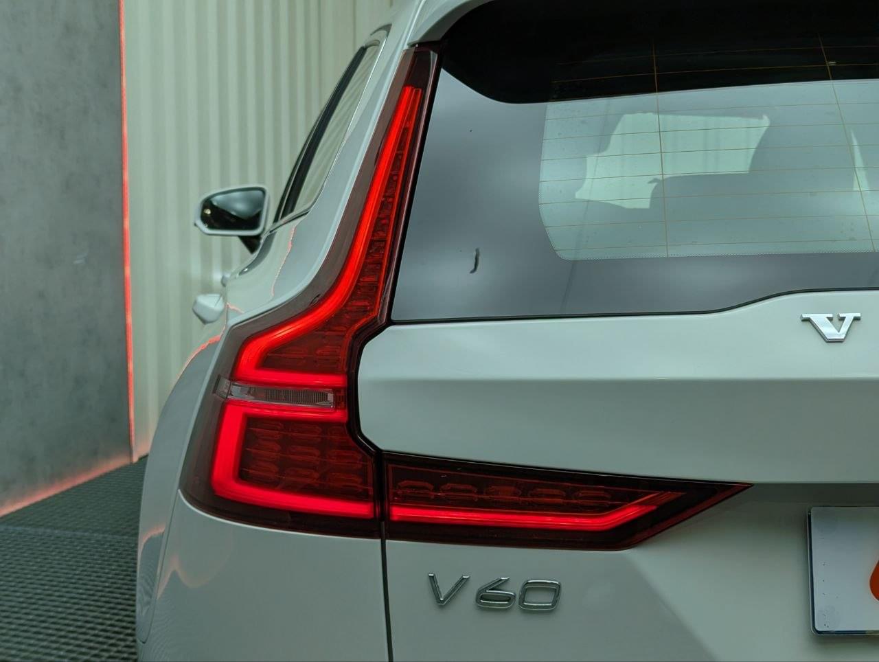 VOLVO V60 2.0 B4 (D) MOMENTUM PRO AUTO 15 