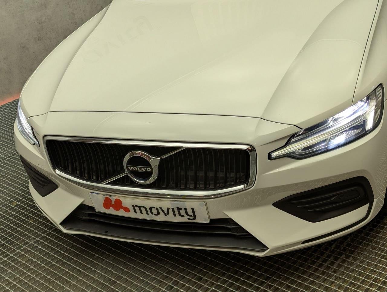 VOLVO V60 2.0 B4 (D) MOMENTUM PRO AUTO 6 