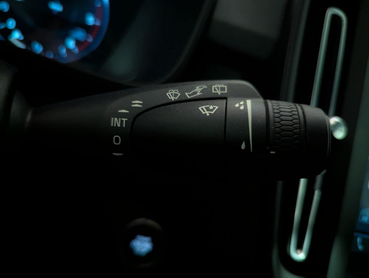 VOLVO XC40 D3 2.0 150CV MOMENTUM 39 