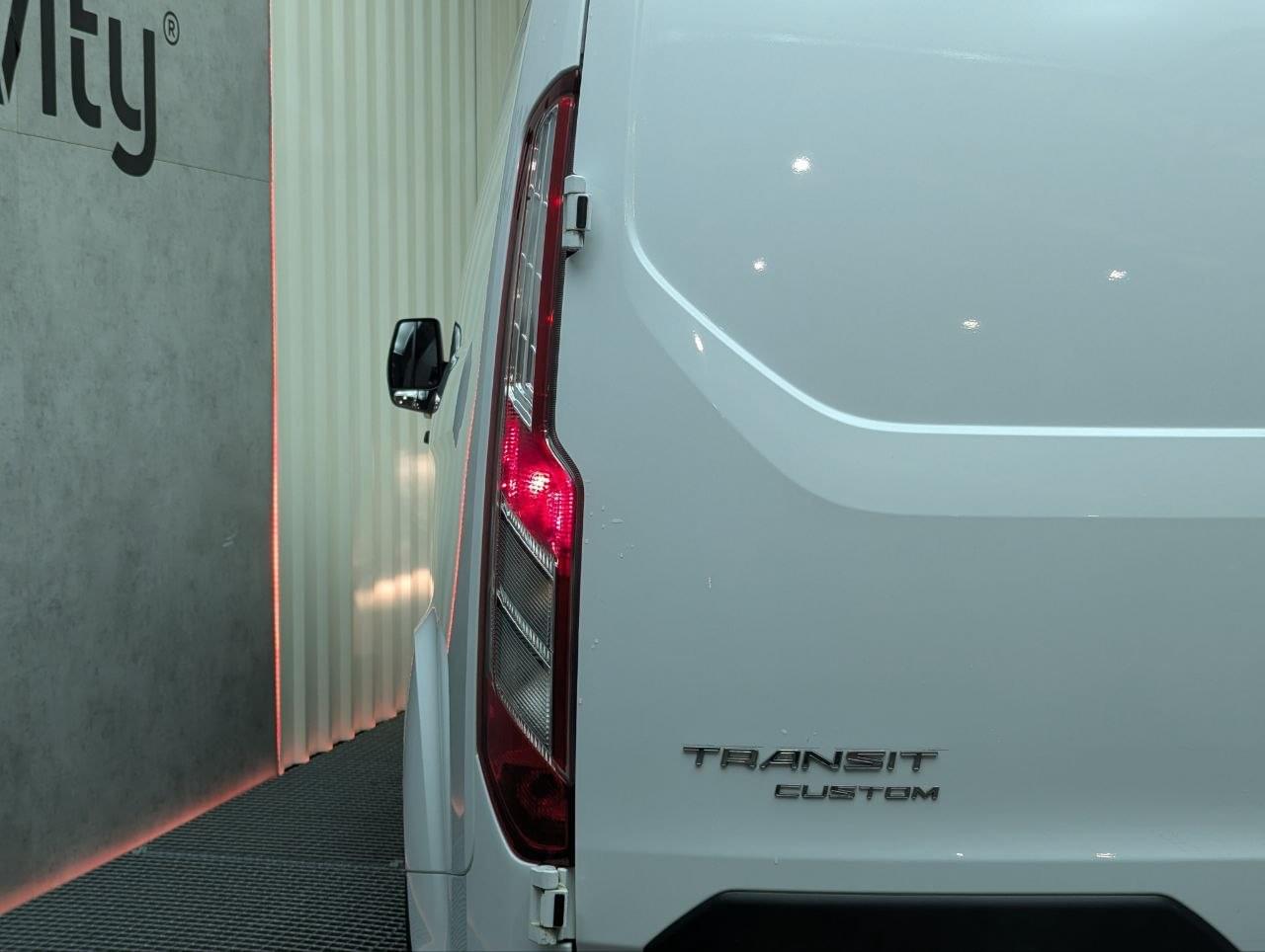 FORD TRANSIT CUSTOM FURGON 300 L2 AUT 2.0TDCI 130CV MHEV 16 