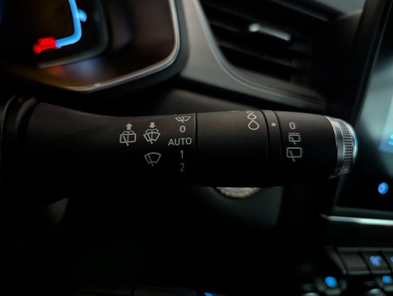 RENAULT CAPTUR ZEN BLUE DCI 115CV 40 