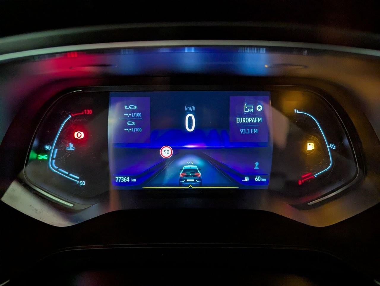 RENAULT CAPTUR ZEN BLUE DCI 115CV 24 