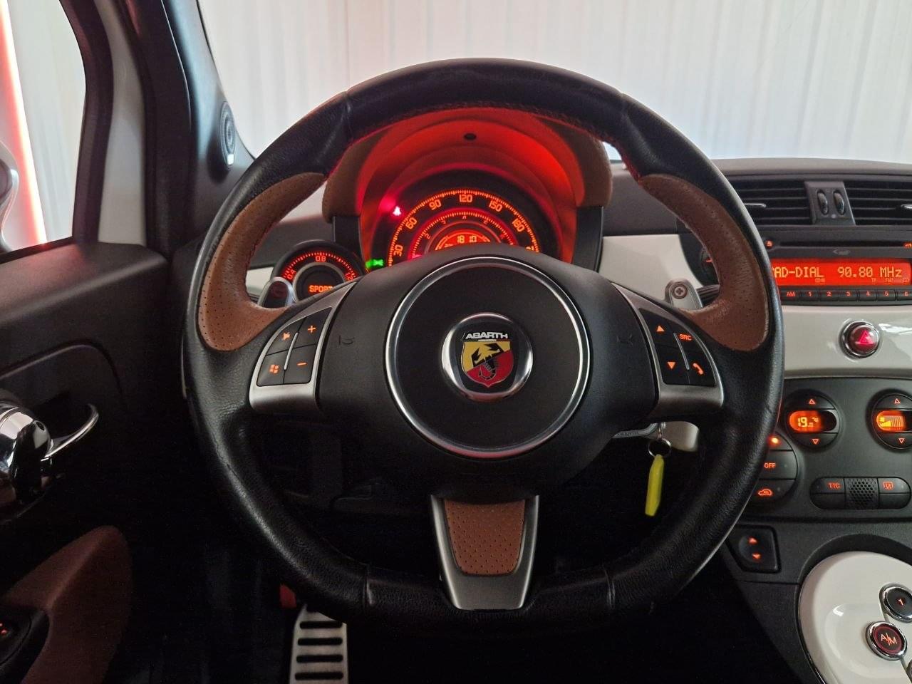 ABARTH 500 595 1.4 16V TJet 140CV SECUENCIAL 29 