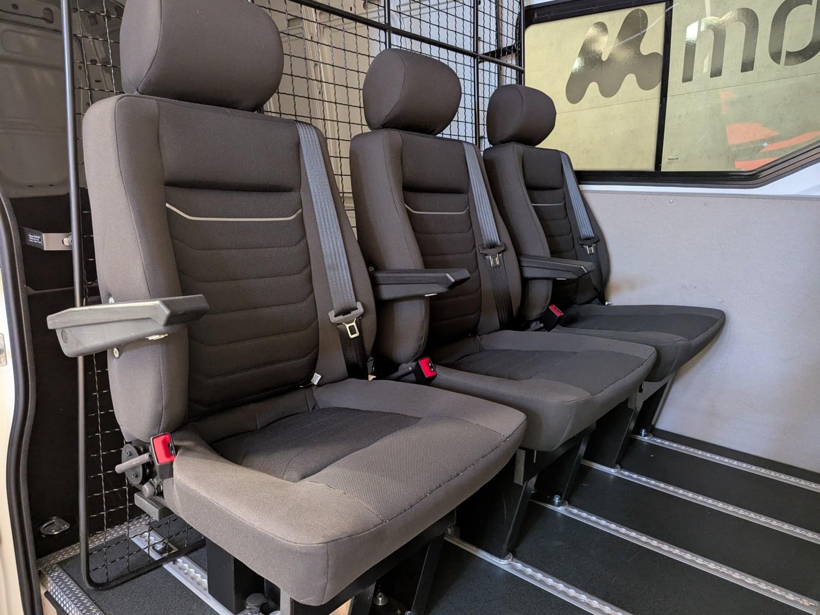 IVECO DAILY COMBI 35S16 2.3 156CV 6 PLAZAS L4 H2 21 