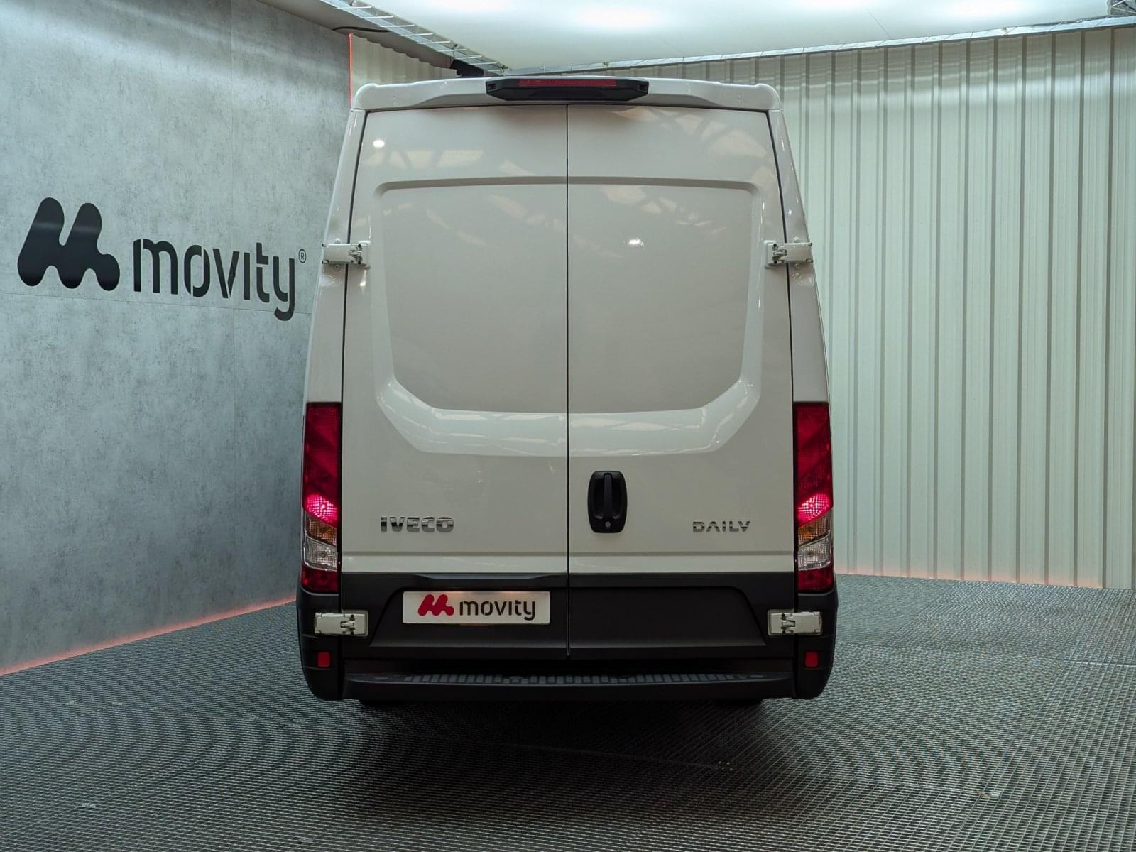 IVECO DAILY COMBI 35S16 2.3 156CV 6 PLAZAS L4 H2 15 