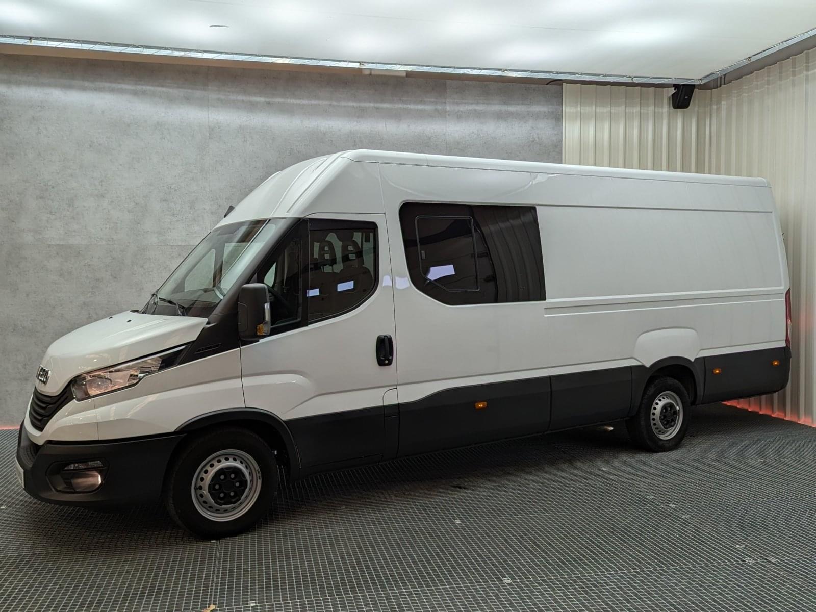 IVECO DAILY COMBI 35S16 2.3 156CV 6 PLAZAS L4 H2 3 