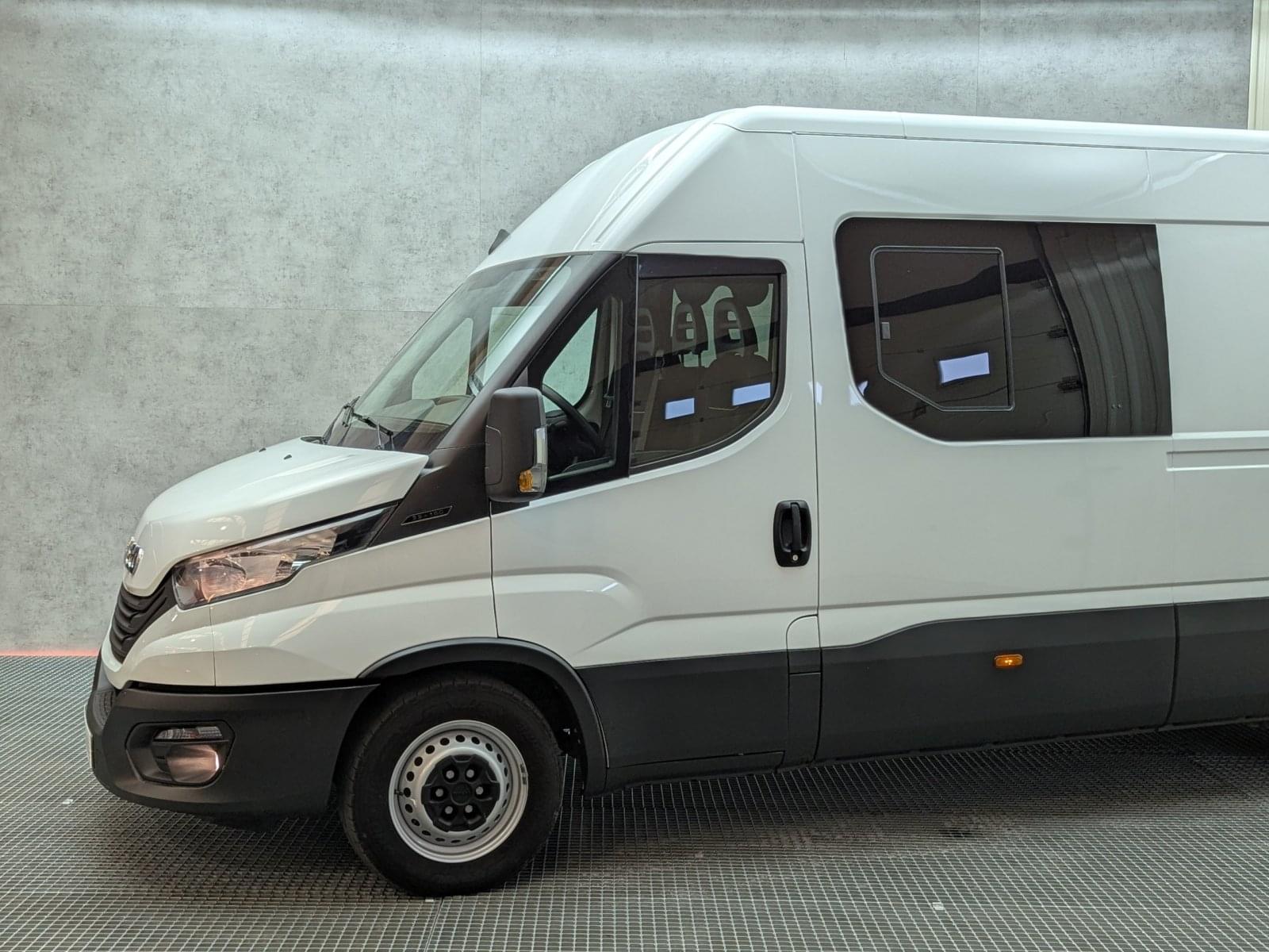IVECO DAILY COMBI 35S16 2.3 156CV 6 PLAZAS L4 H2 6 