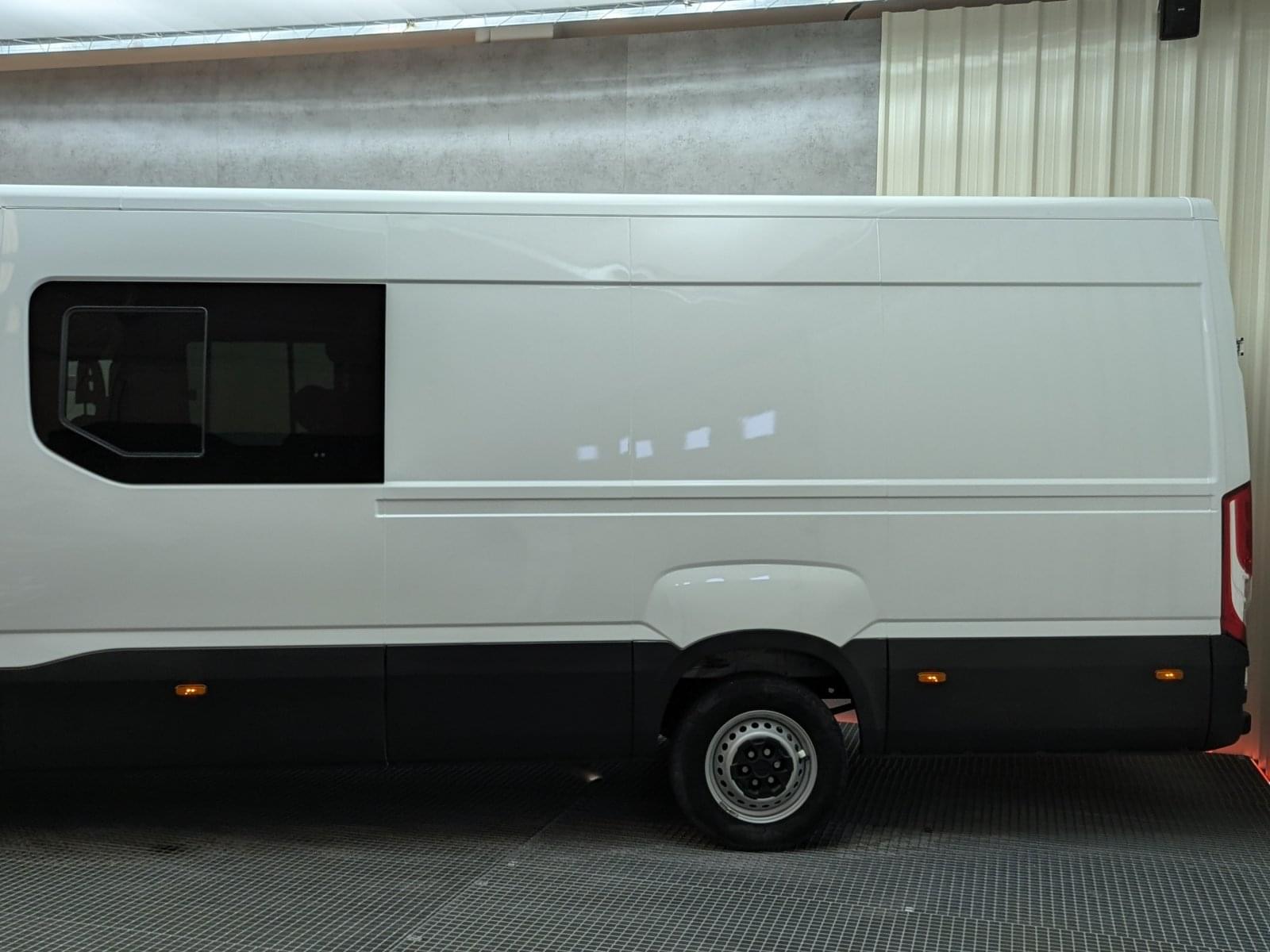 IVECO DAILY COMBI 35S16 2.3 156CV 6 PLAZAS L4 H2 7 