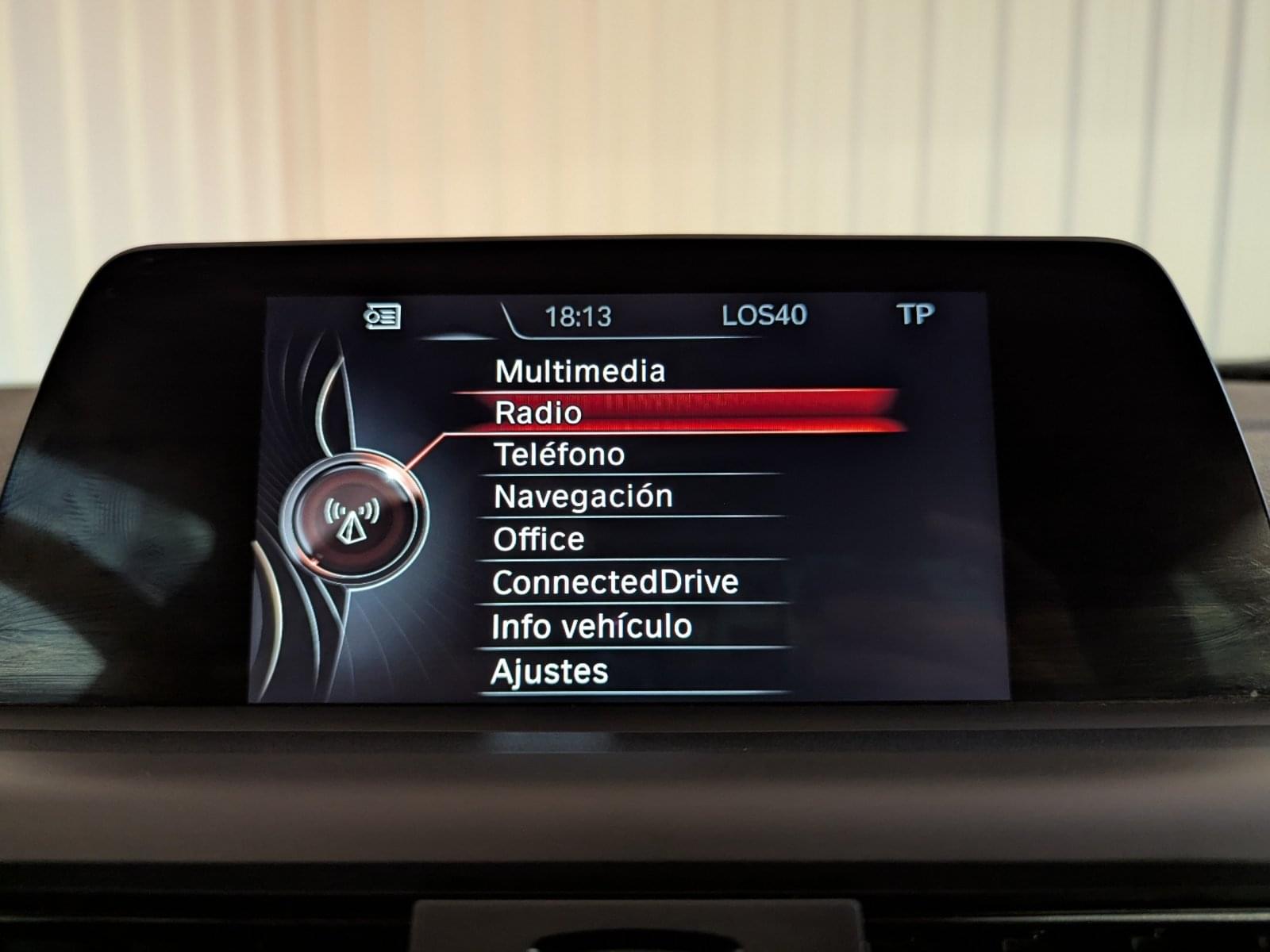 BMW SERIE 1 116 i ADVANTAGE 29