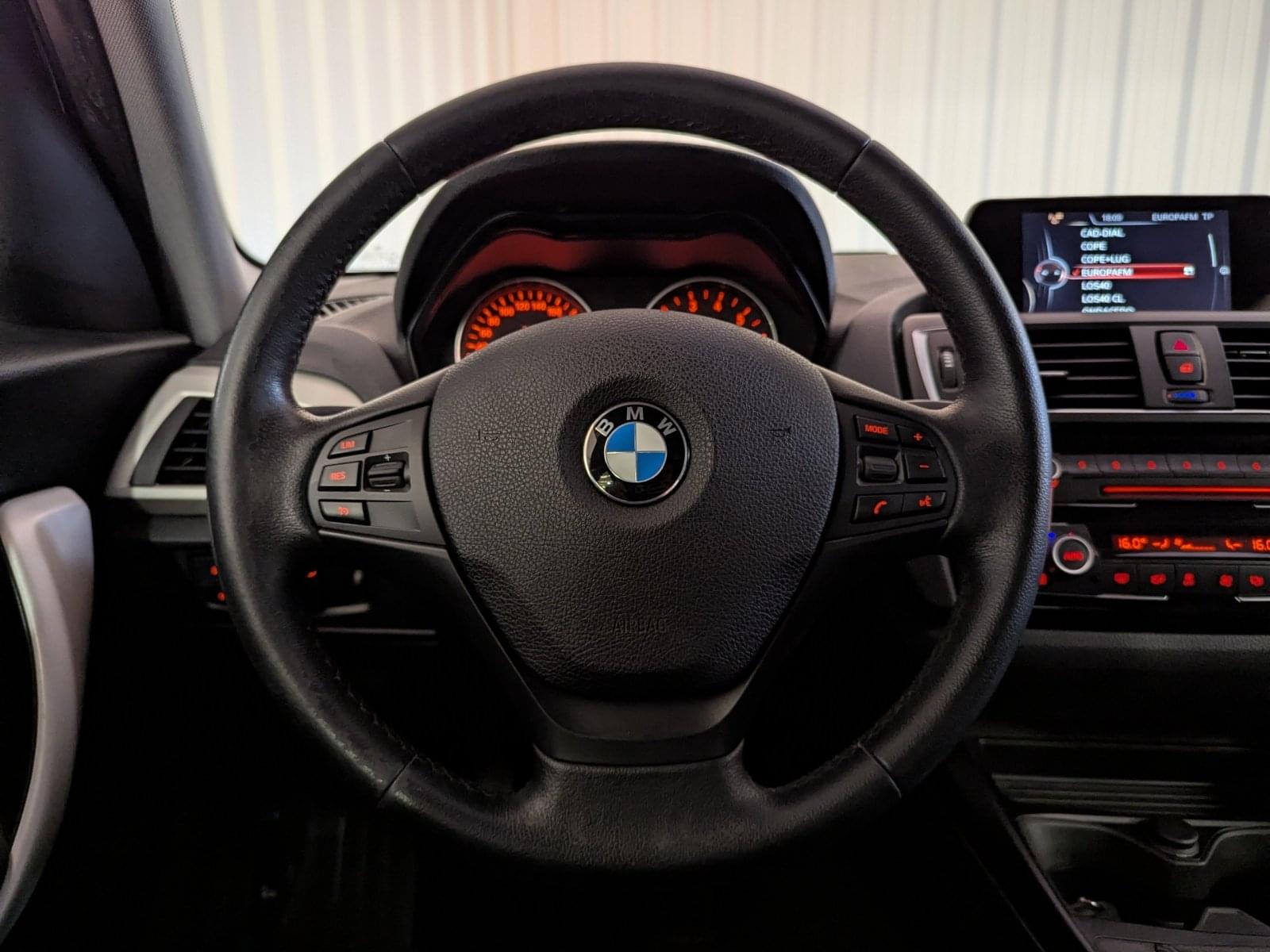 BMW SERIE 1 116 i ADVANTAGE 23