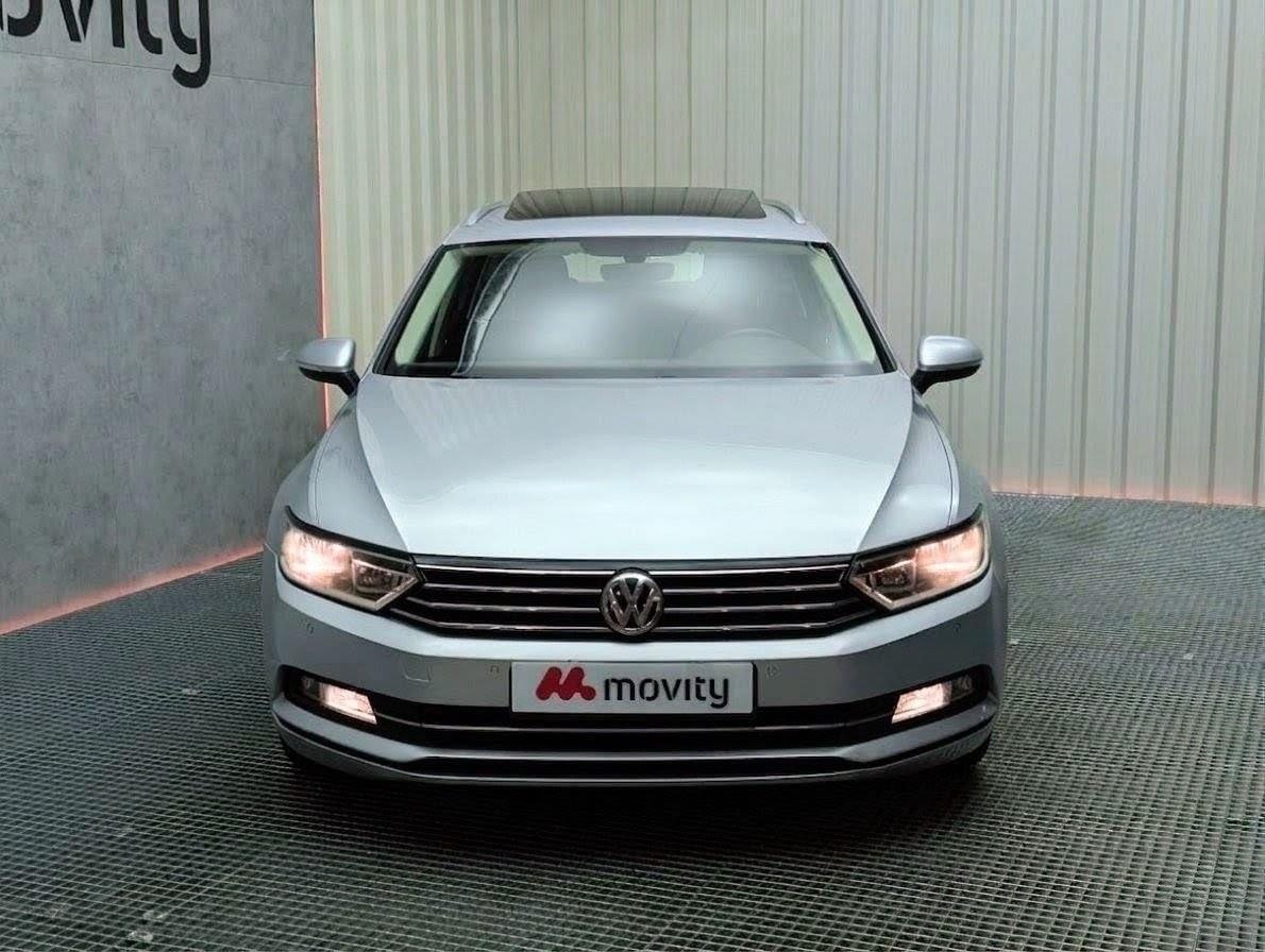 VOLKSWAGEN PASSAT 2.0 TDI 150CV VARIANT COMFORTLINE 9 
