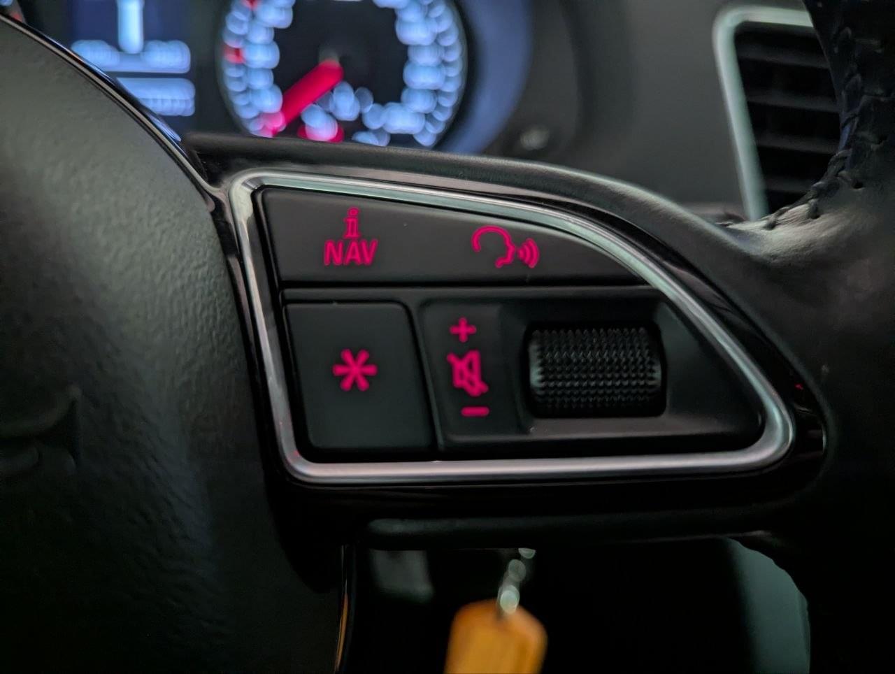 AUDI Q3 SPORT EDITION 2.0 TDI 150 S-TRONIC 42 