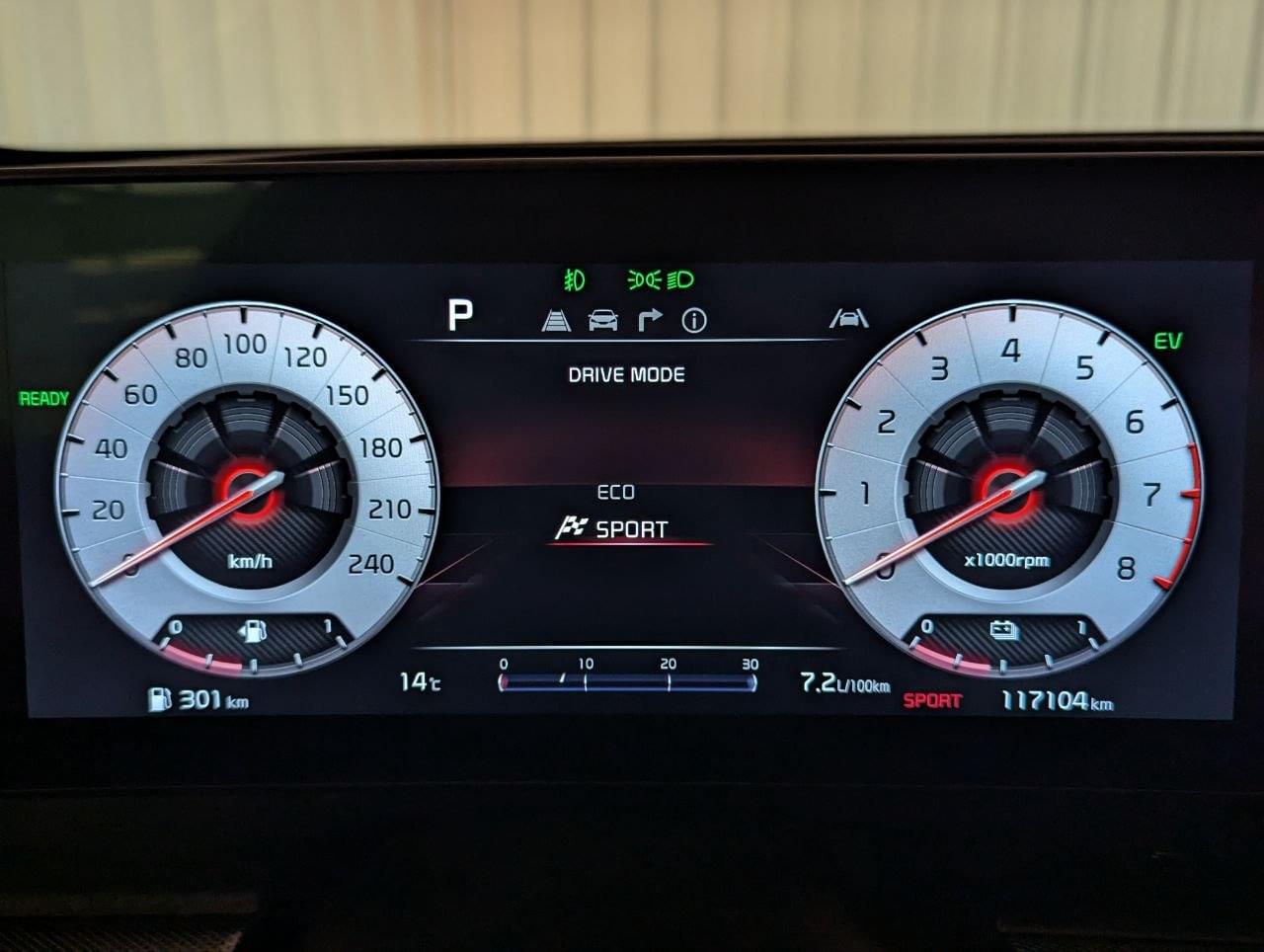 KIA SPORTAGE 1.6 TGDI HEV DRIVE 4X2 28 