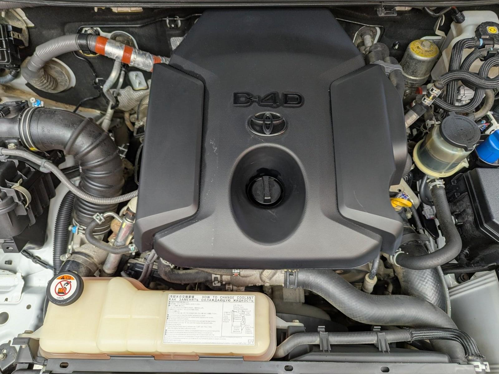 TOYOTA LAND CRUISER 2.8 D-4D 7P GX 177CV 11