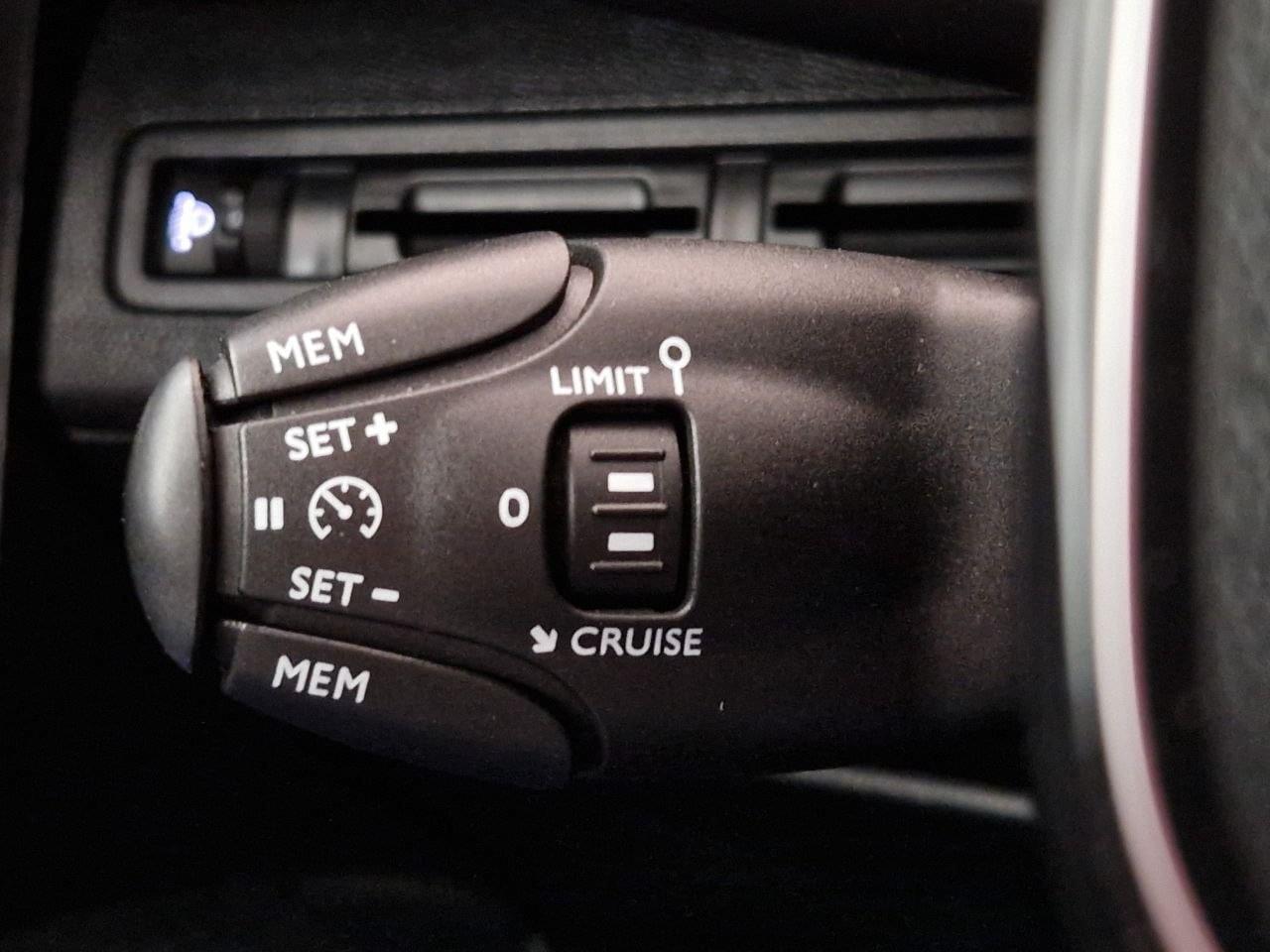 PEUGEOT 3008 1.5 BLUEHDI ACTIVE 120CV 37 