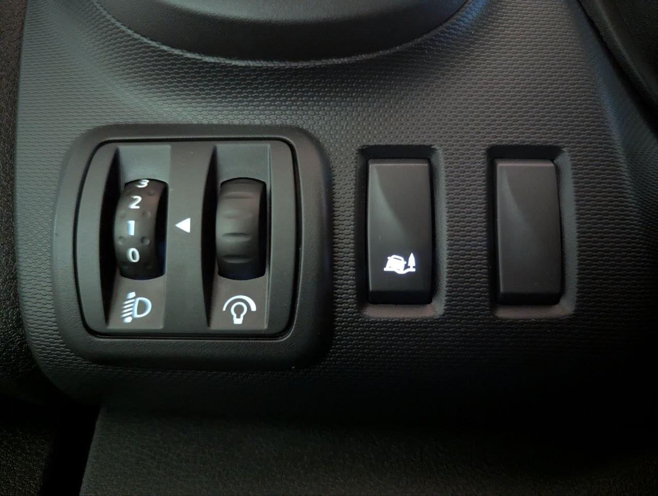 NISSAN NV 300 COMBI 9 2.0 DCI COMFORT 120CV 37 