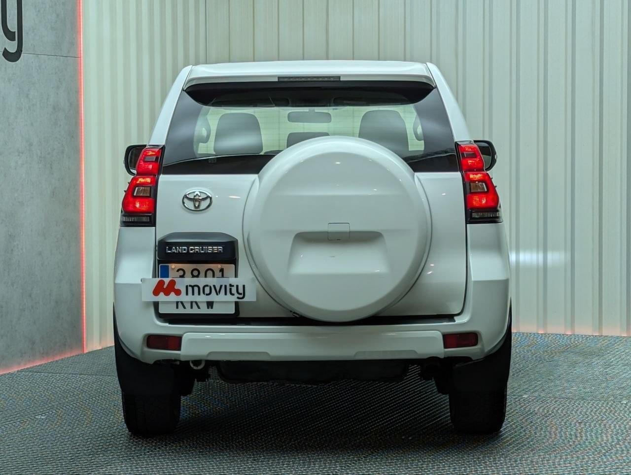 TOYOTA LAND CRUISER 2.8 D-4D 3P GX 177CV 17