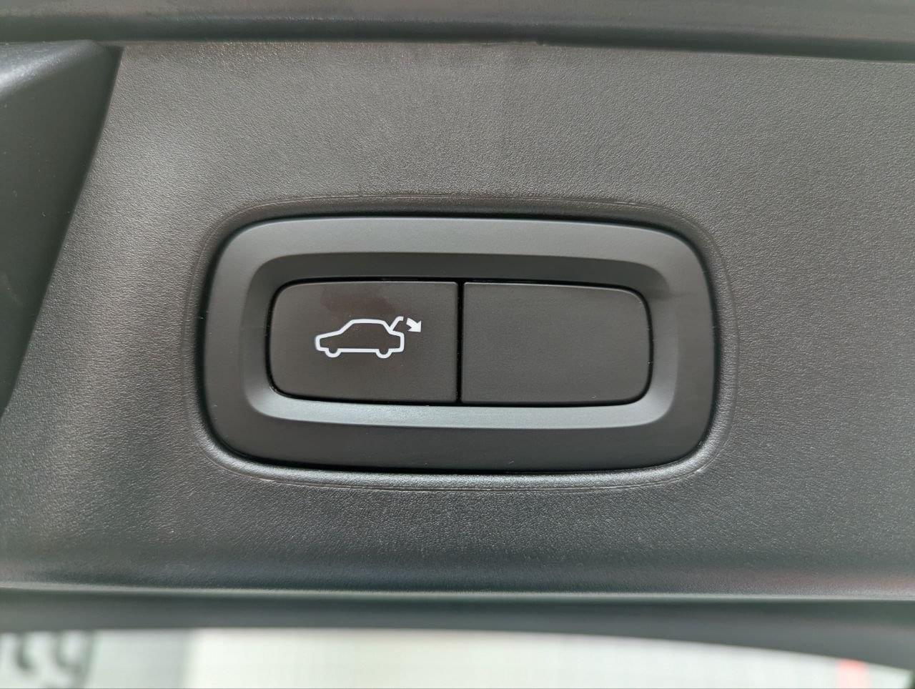 VOLVO V90 CROSS COUNTRY D4 AWD 190CV AUTO 44