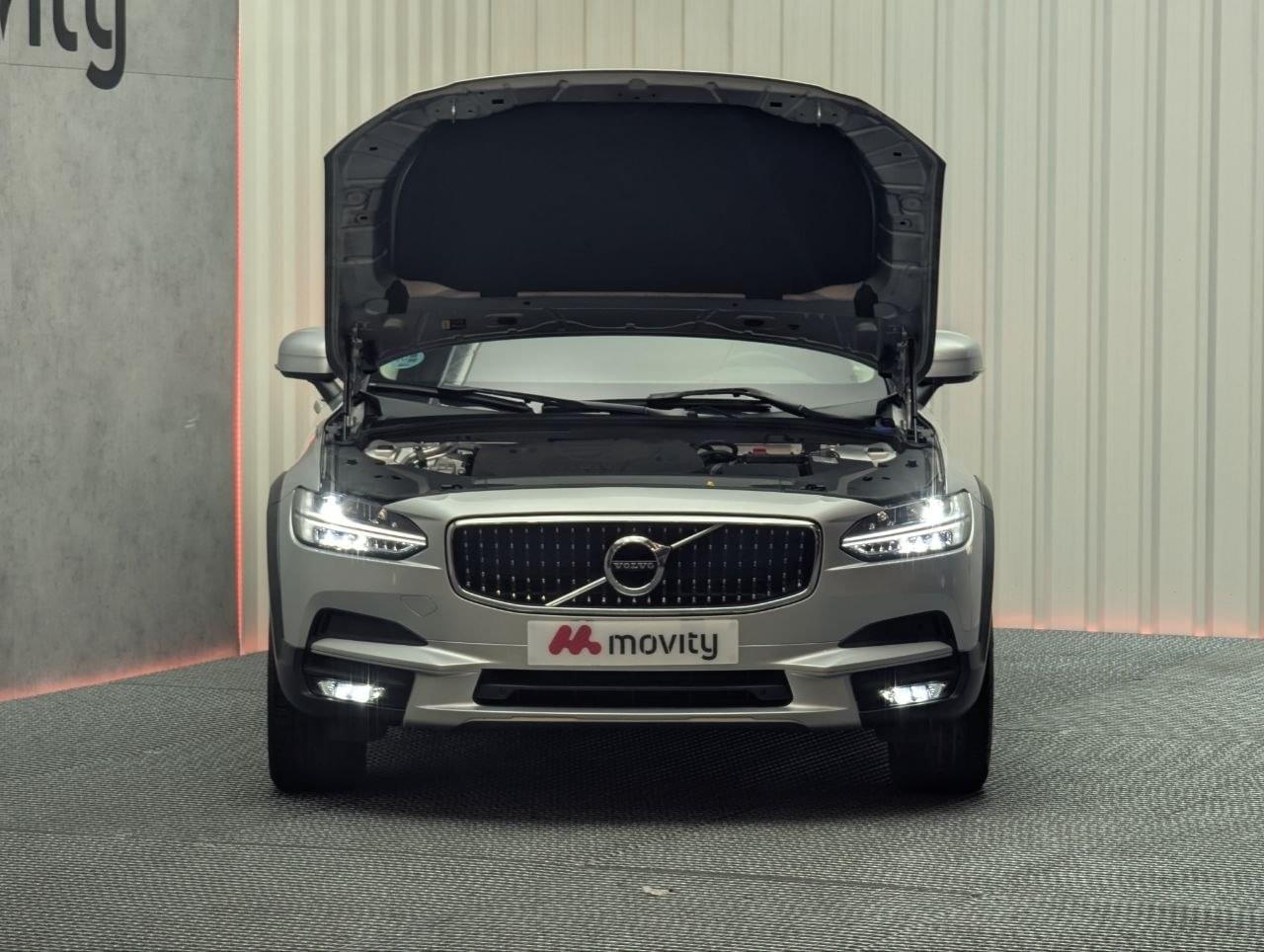 VOLVO V90 CROSS COUNTRY D4 AWD 190CV AUTO 10