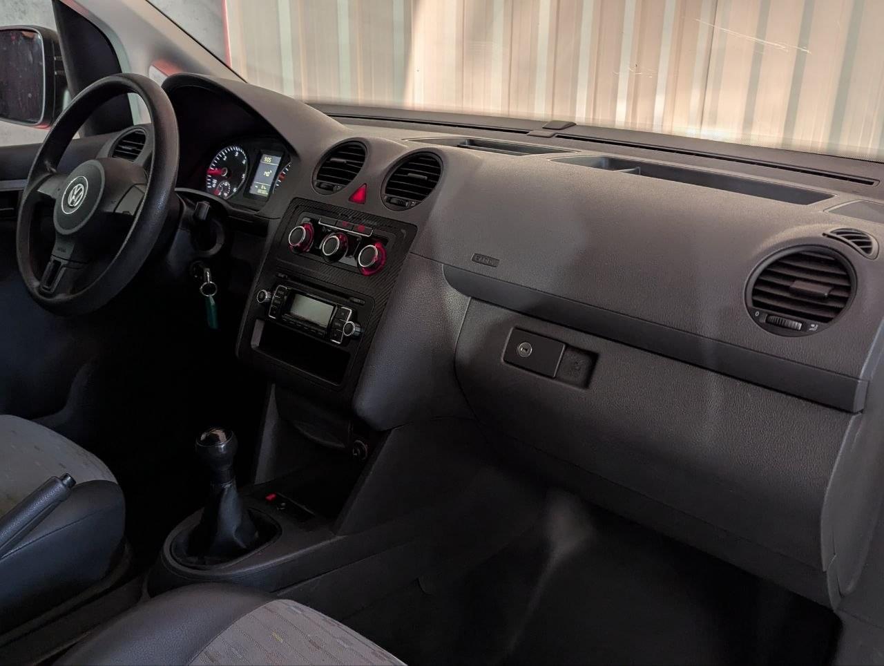 VOLKSWAGEN CADDY MAXI VAN 1.6 TDI 102CV 21 