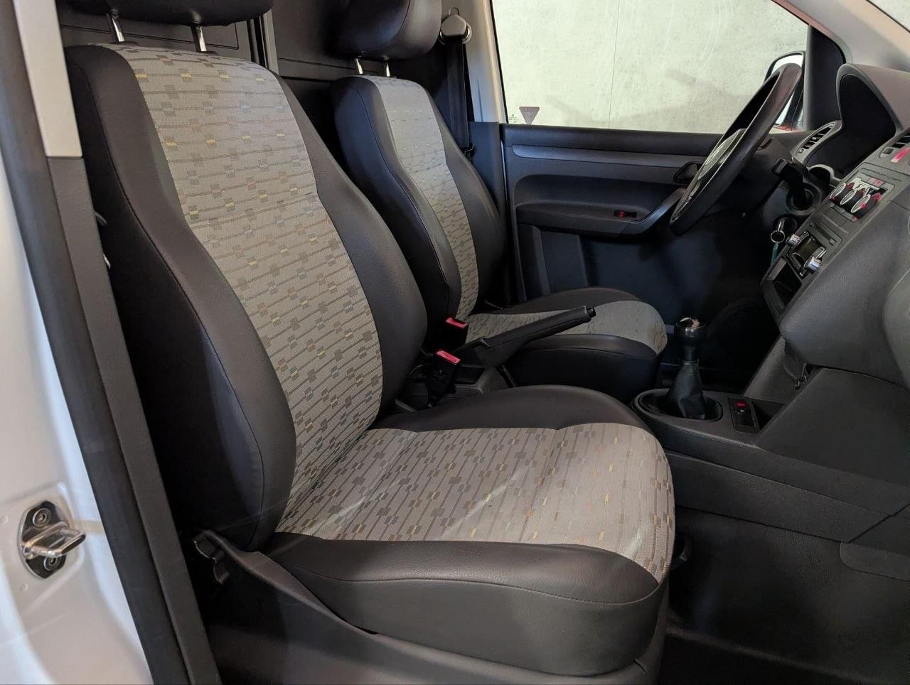 VOLKSWAGEN CADDY MAXI VAN 1.6 TDI 102CV 22 