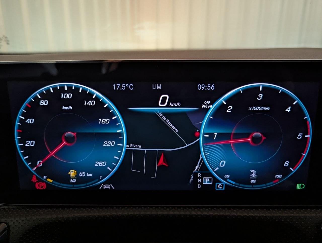 MERCEDES CLA 220CDI DCT SHOOTING BRAKE 190CV 28 