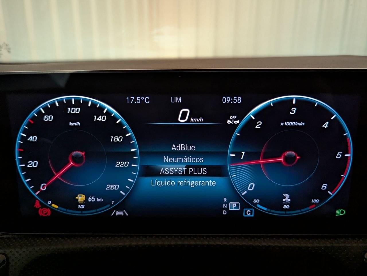 MERCEDES CLA 220CDI DCT SHOOTING BRAKE 190CV 29 