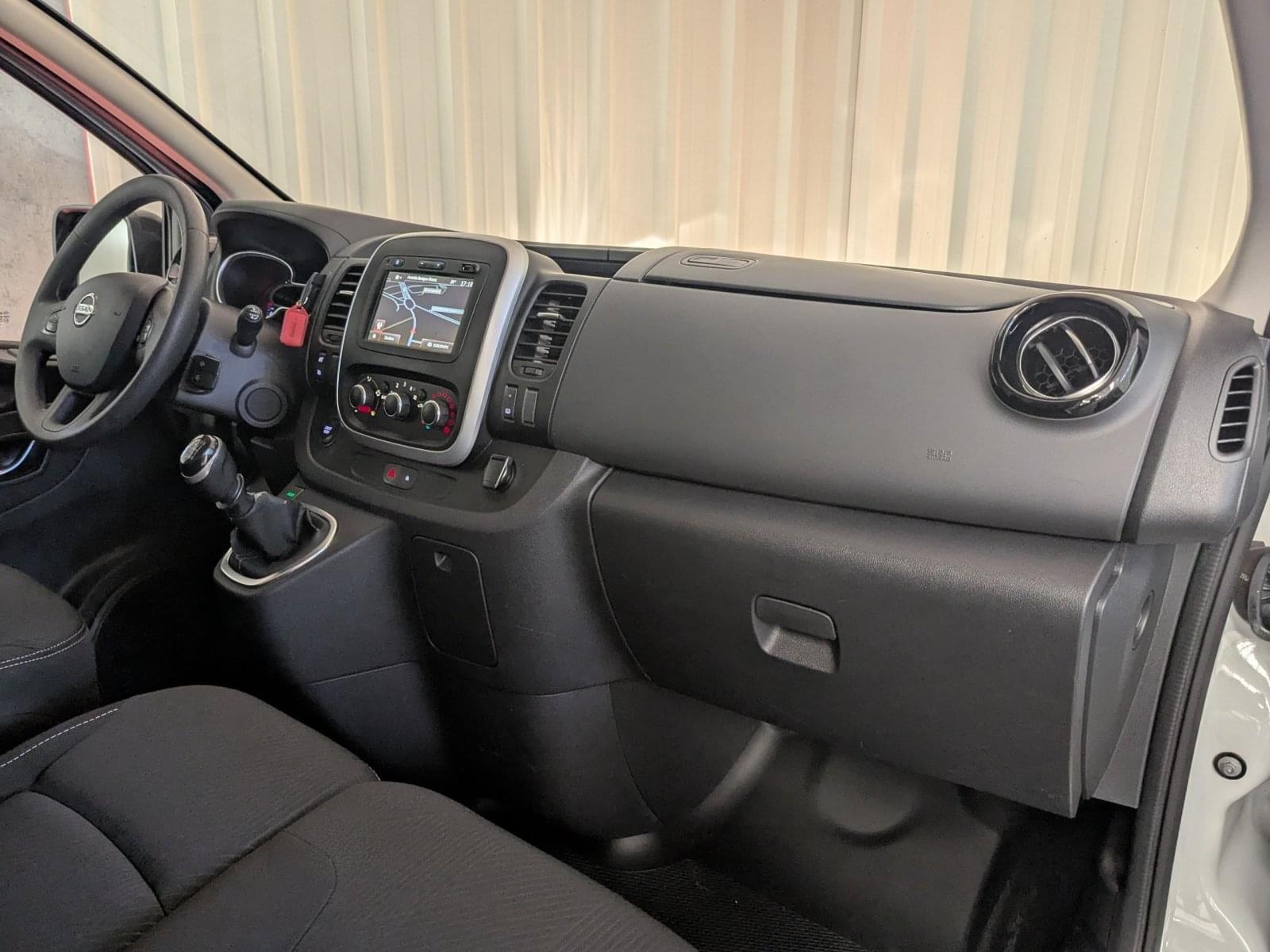 NISSAN NV 300 FURGON ISOTERMO 2.0DCI 120CV L2H1 22