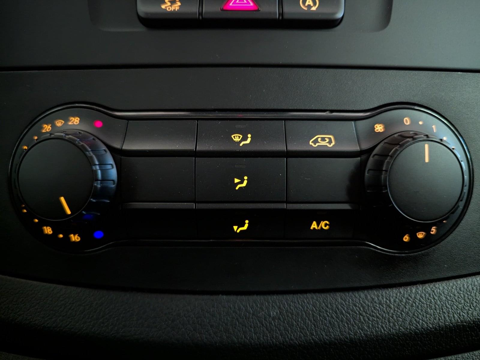 MERCEDES VITO 110CDI FURGON LARGO ISOTERMO REFRIGERADO 27