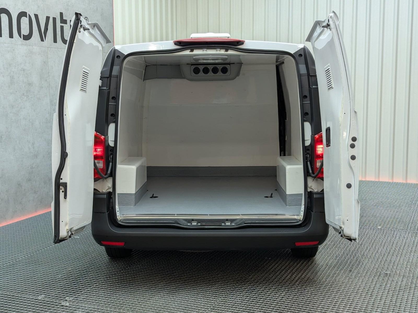MERCEDES VITO 110CDI FURGON LARGO ISOTERMO REFRIGERADO 18