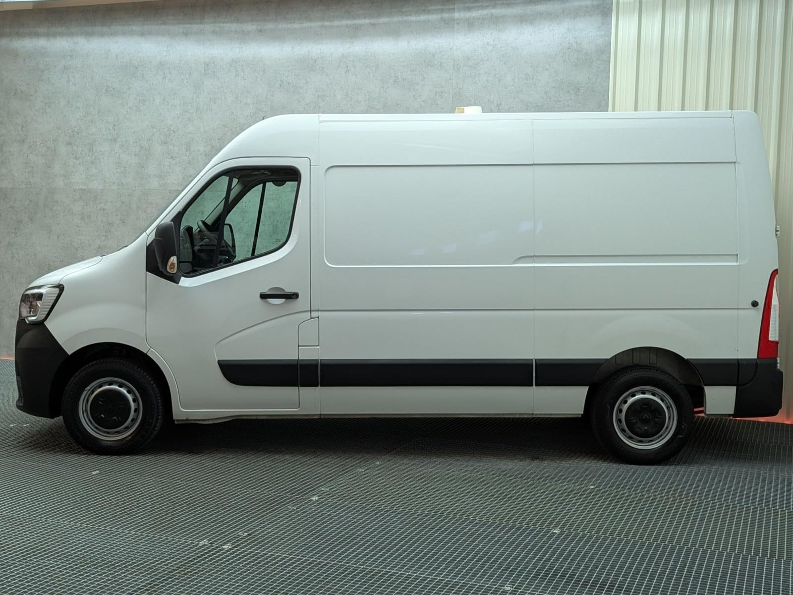 RENAULT MASTER FURGON 2.3 DCI 135CV L2H2 4