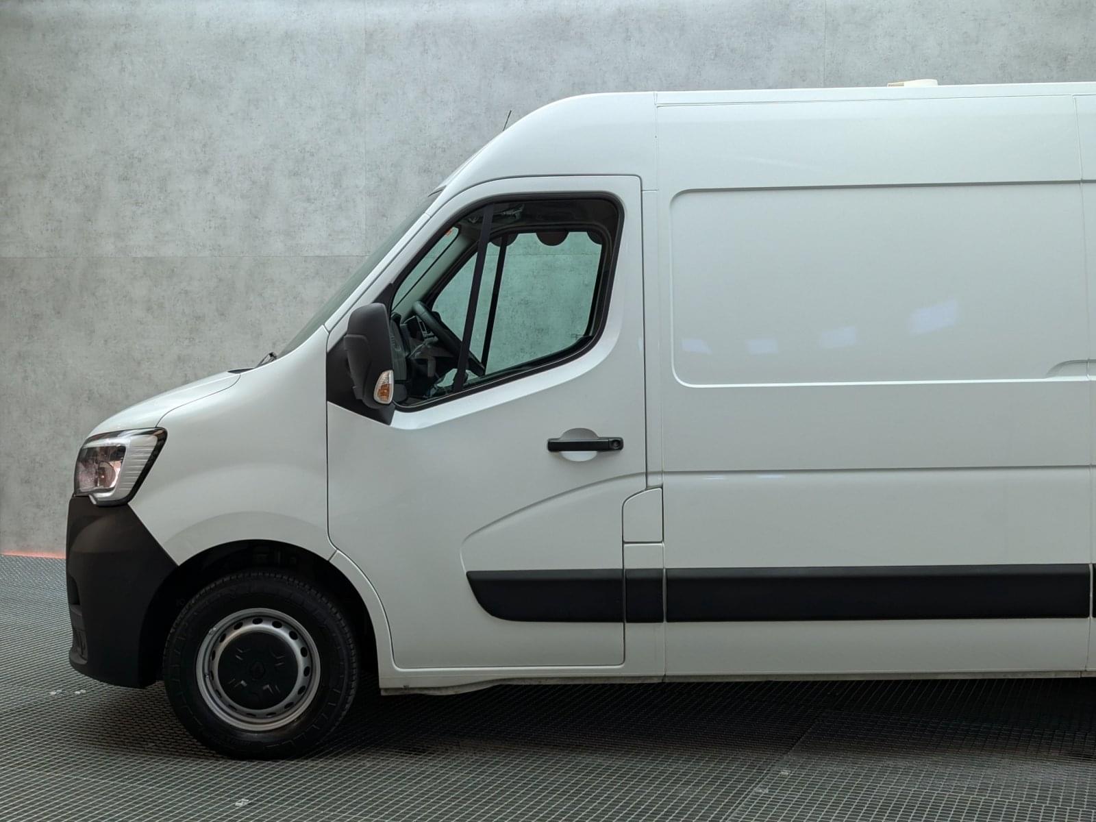 RENAULT MASTER FURGON 2.3 DCI 135CV L2H2 7