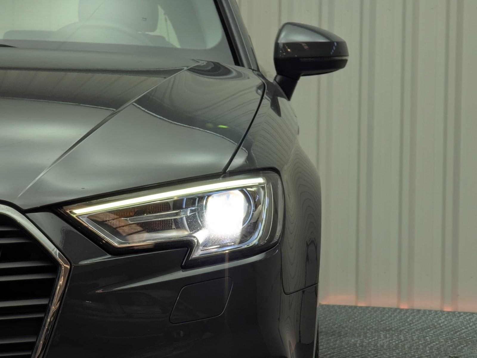 AUDI A3 SPORTBACK 30 TDI 5 