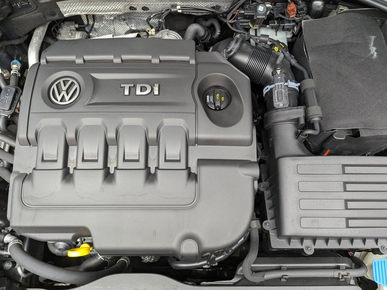 VOLKSWAGEN GOLF VARIANT ADVANCE 1.6 TDI 110CV BMT 11 