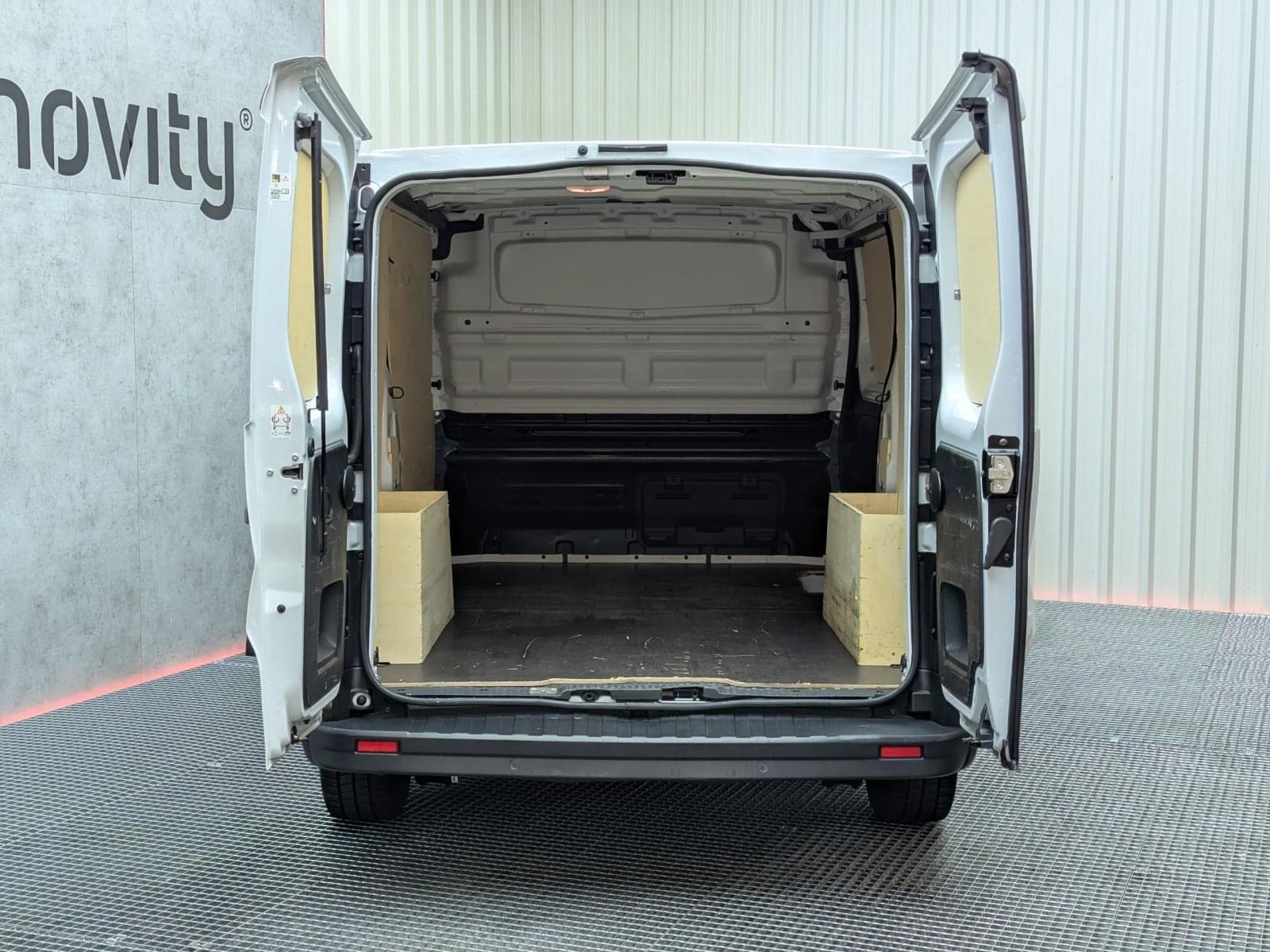 RENAULT TRAFIC L1H1 2T8 BLUE DCI 150CV 18 