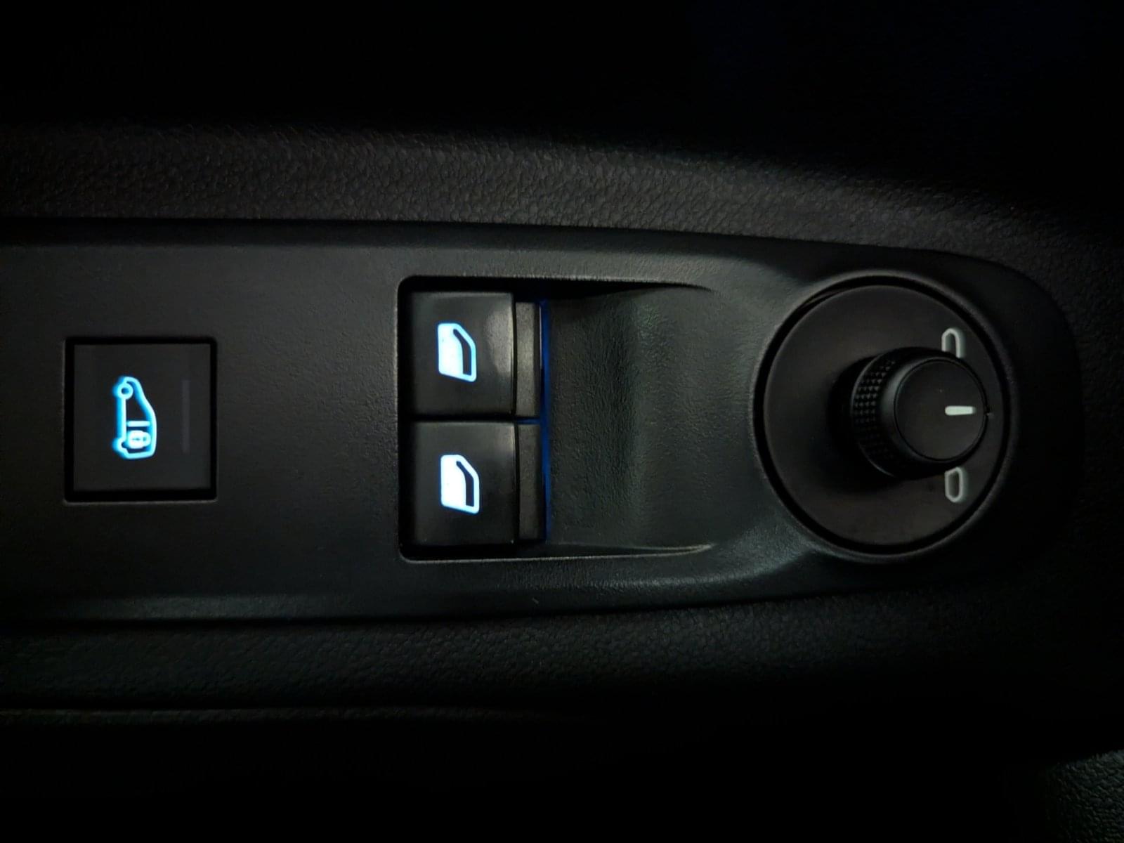 CITROEN BERLINGO DOBLE CABINA TALLA XL BLUEHDI 100 S&S 41