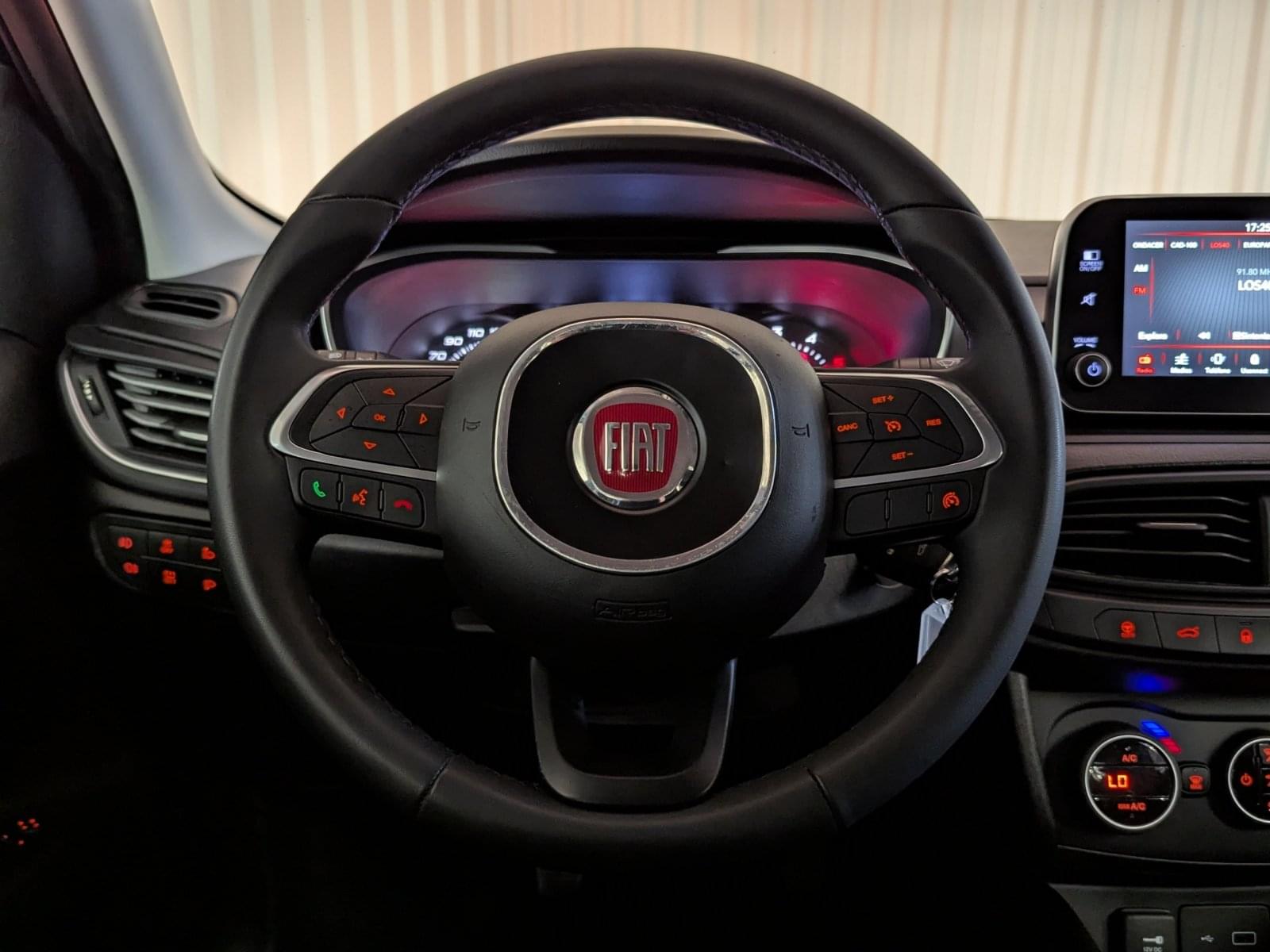 FIAT TIPO SEDAN 1.6 MULTIJET II LOUNGE PLUS 120CV 23 