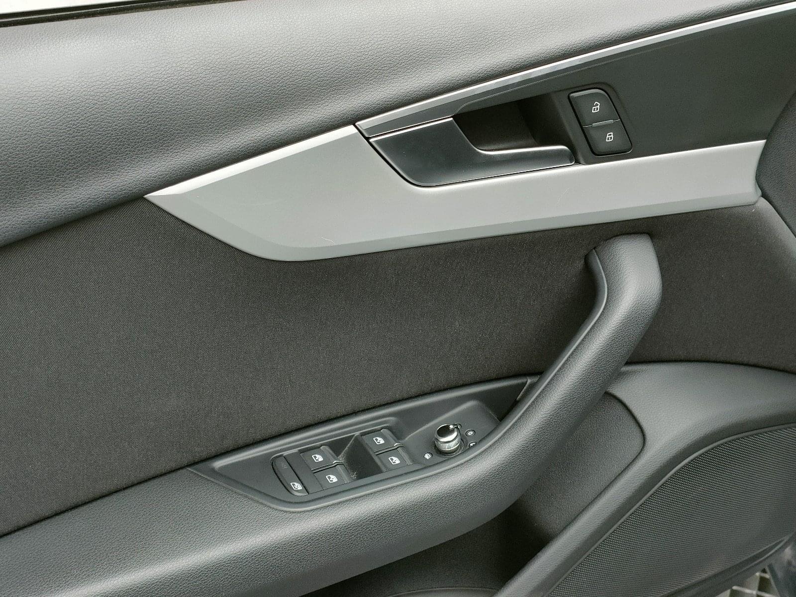 AUDI A4 2.0 TDI AVANT  136CV 27 