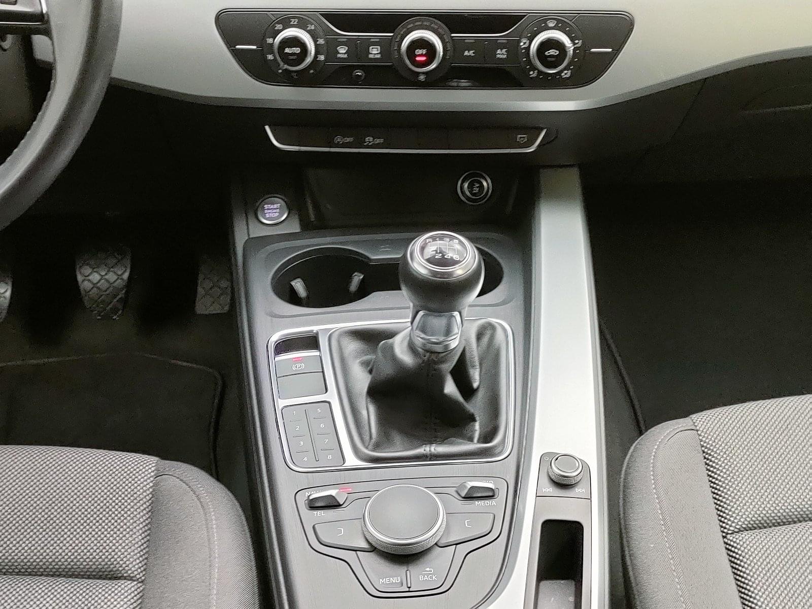 AUDI A4 2.0 TDI AVANT  136CV 23 