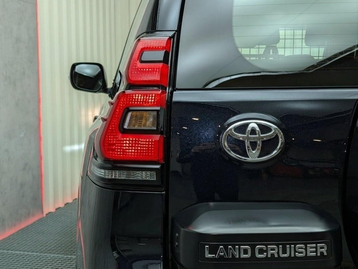 TOYOTA LAND CRUISER 2.8 D-4D 3P VX 204CV 4x4 16