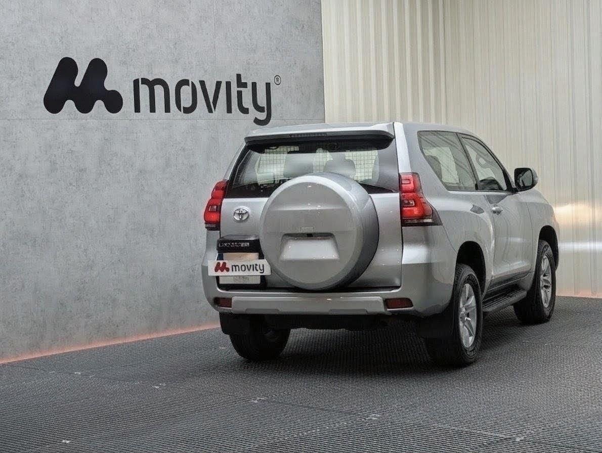 TOYOTA LAND CRUISER 2.8 D-4D 3P VX 204CV 4x4 13