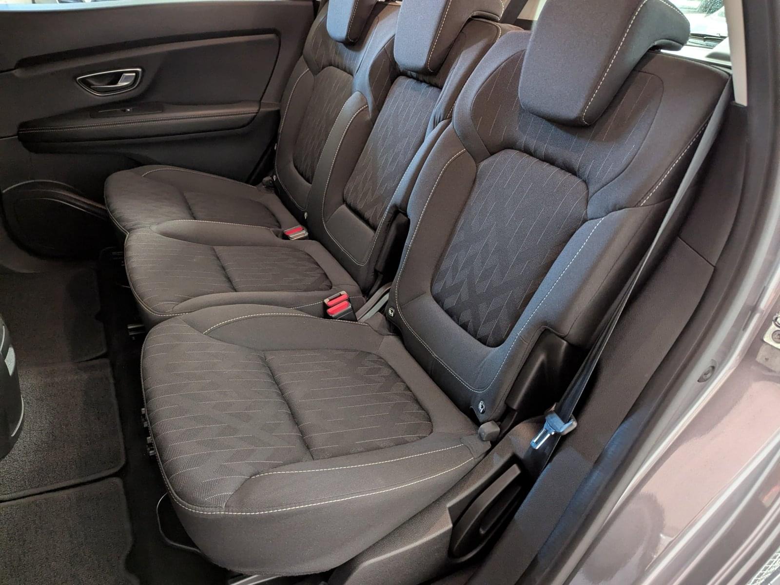 RENAULT GRAND SCÉNIC LIMITED BLUE DCI 120CV 7 PLAZAS 22