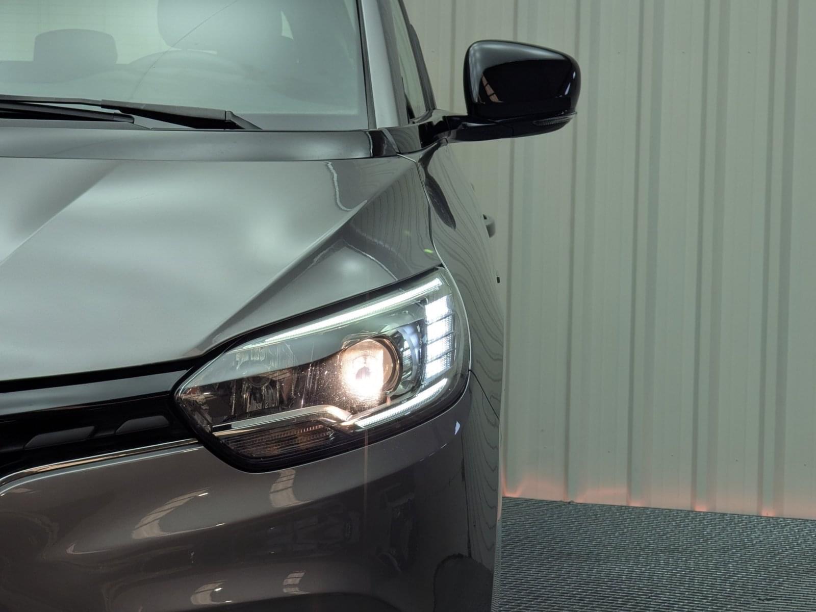 RENAULT GRAND SCÉNIC LIMITED BLUE DCI 120CV 7 PLAZAS 5