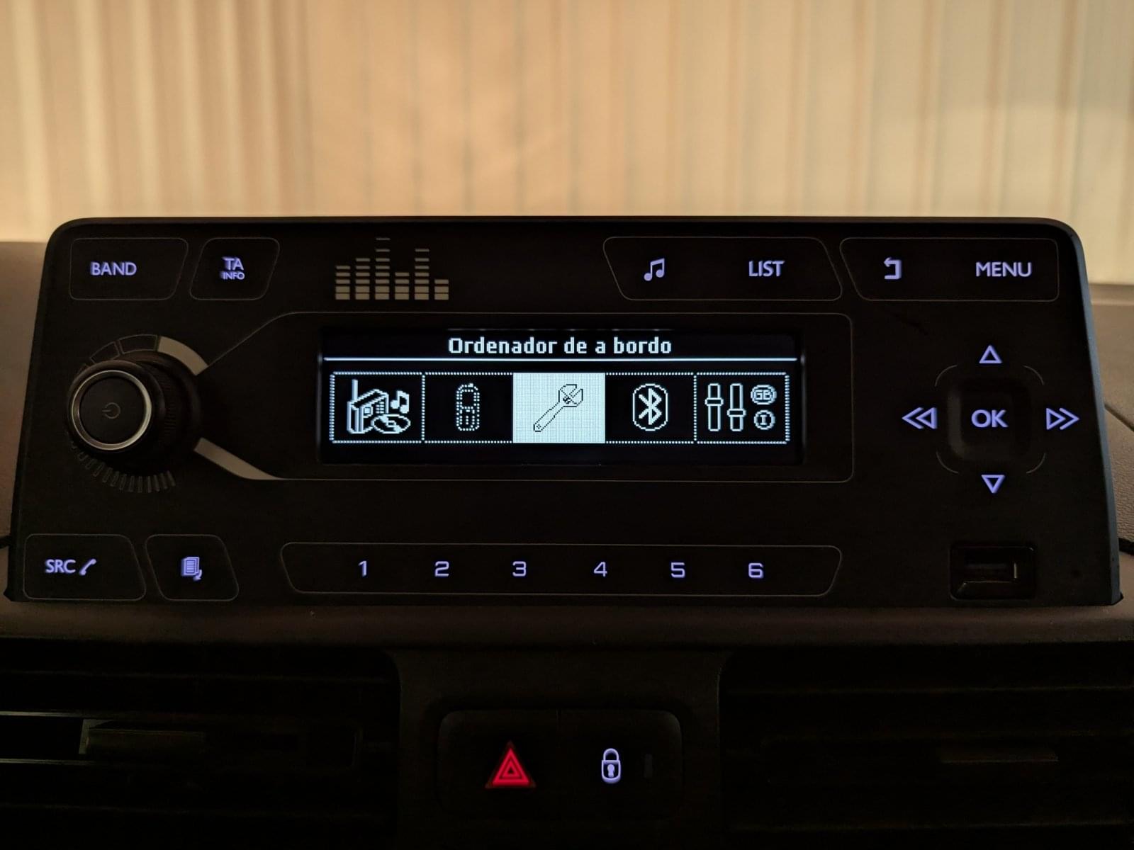 CITROEN BERLINGO TALLA M BLUEHDI 100CV 27