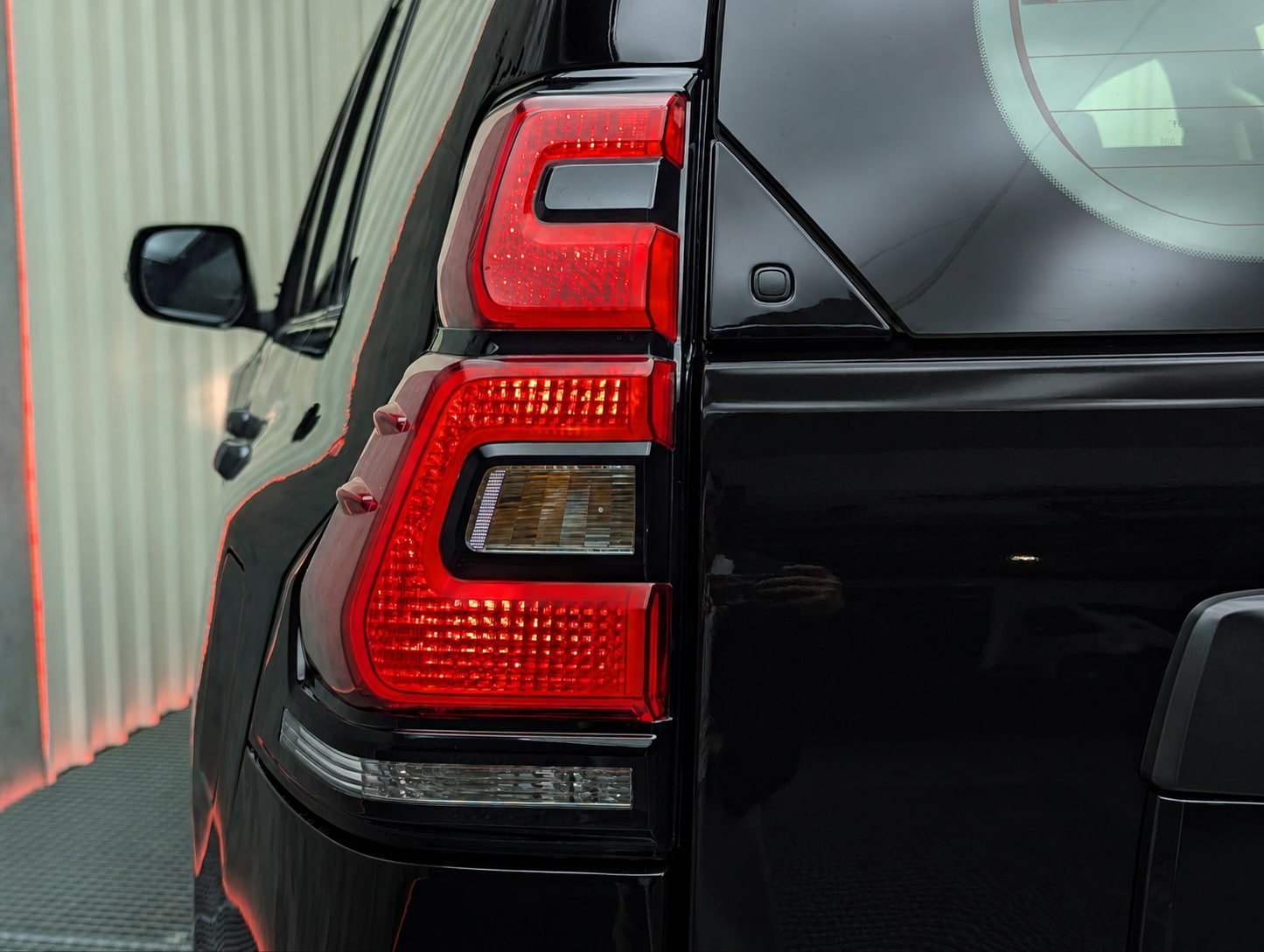 TOYOTA LAND CRUISER 2.8 D-4D VX 204CV 4x4 5P 7 PLAZAS 16