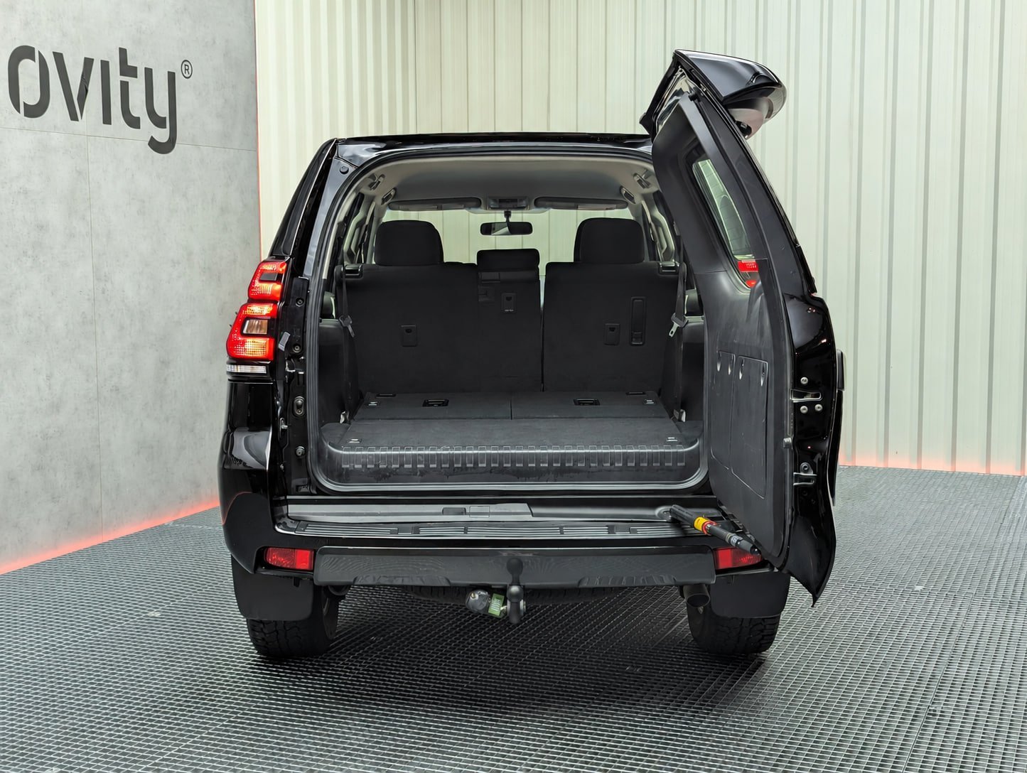 TOYOTA LAND CRUISER 2.8 D-4D VX 204CV 4x4 5P 7 PLAZAS 18