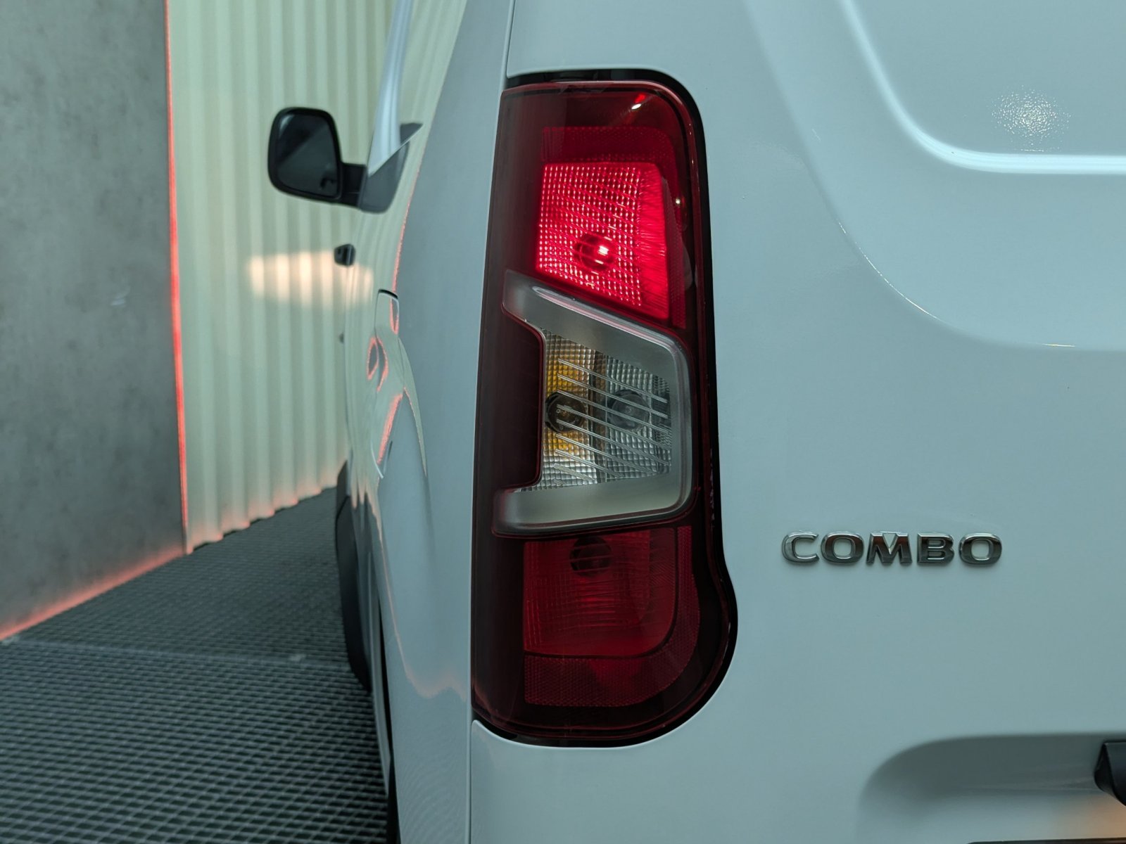 OPEL COMBO 1.5 TD SS MT6 102CV L1 16
