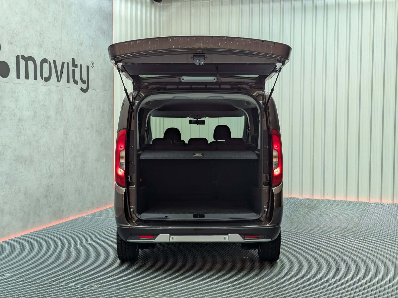 FIAT DOBLO COMBI TREKKING 1.6 JTDM 95CV 18 