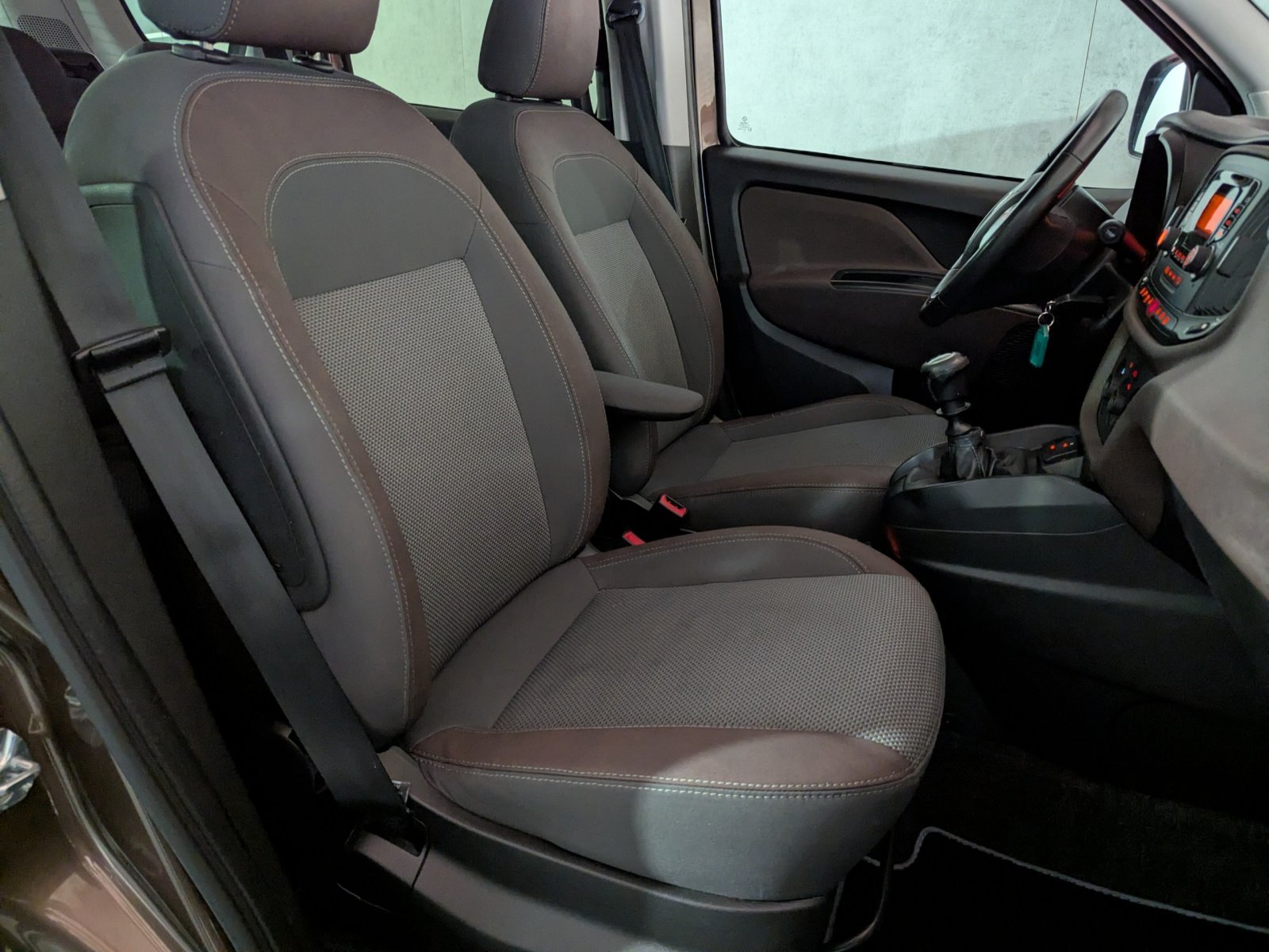 FIAT DOBLO COMBI TREKKING 1.6 JTDM 95CV 21 